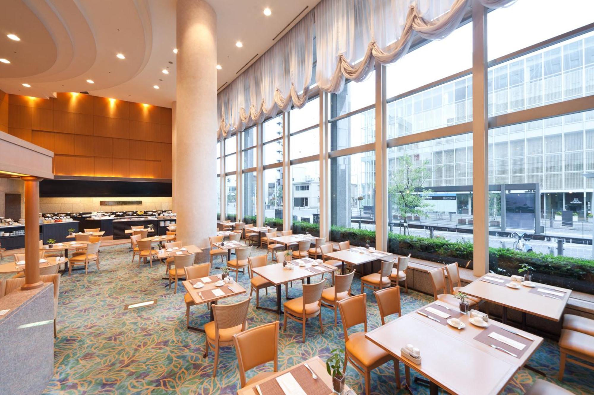 Ana Crowne Plaza Toyama By Ihg Hotel Exterior photo