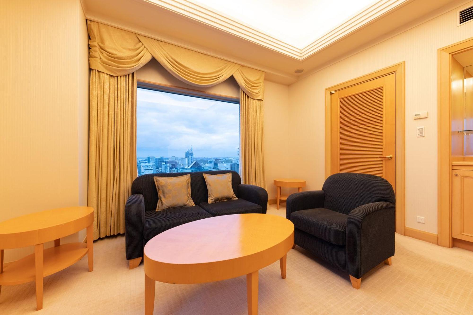 Ana Crowne Plaza Toyama By Ihg Hotel Exterior photo